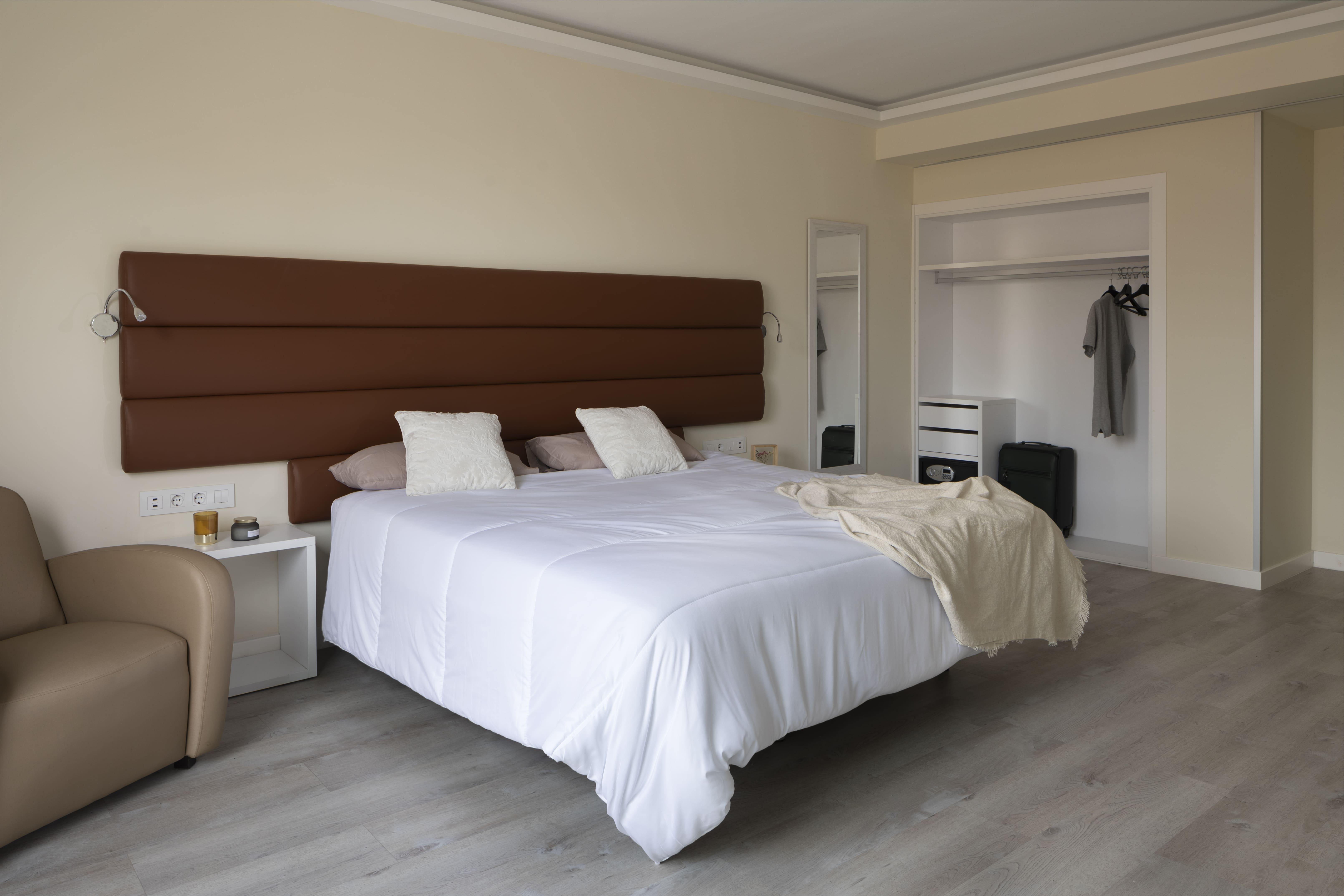 Aparthotel Libere Barcelona Sant Antoni Exterior foto